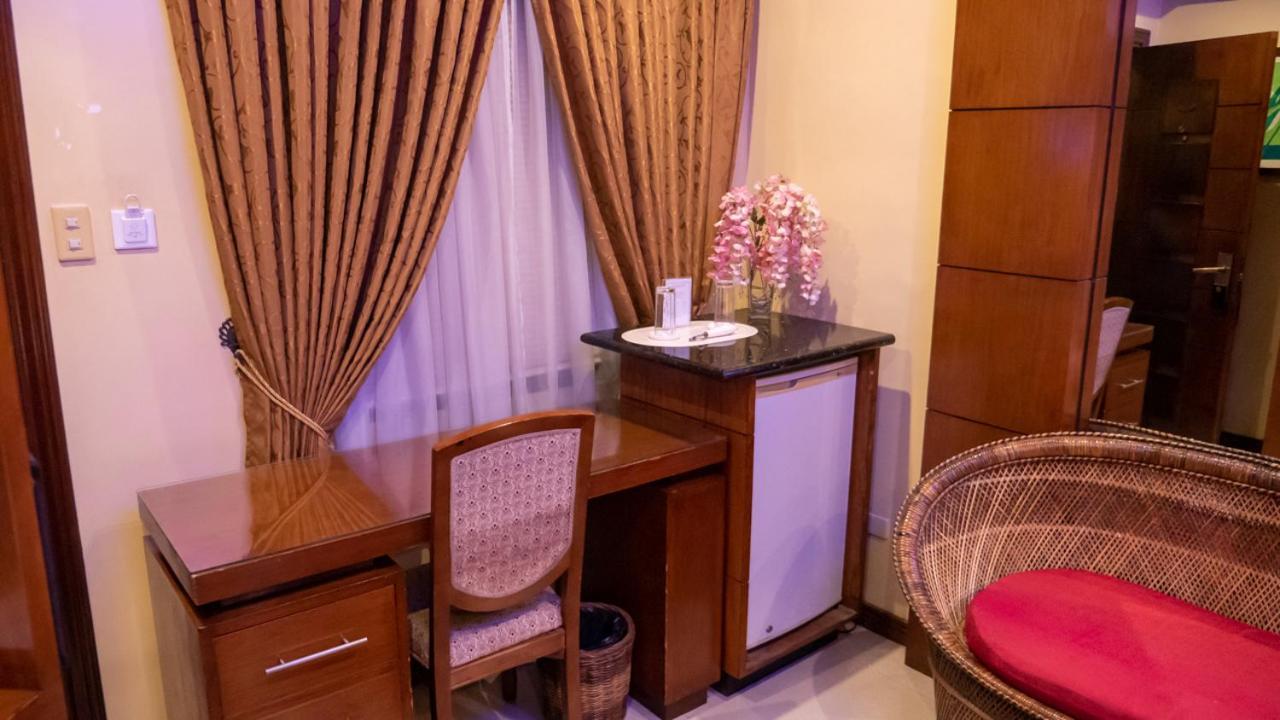 Fields Palace Hotel 安吉利斯 外观 照片
